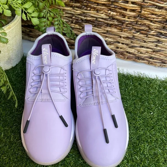 - CLOVE  LAVANDER WOMEN NURSE SHOES SIZE  8.5 BRAND  MENS NEW 7