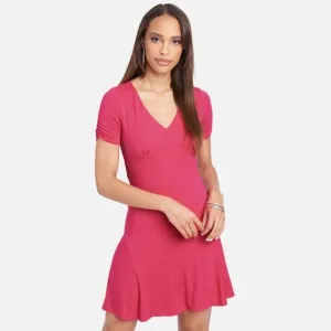 🆕️🆑️ New BEBE Pink Knit Dress | Short Sleeve Flowy Hem New Summer M