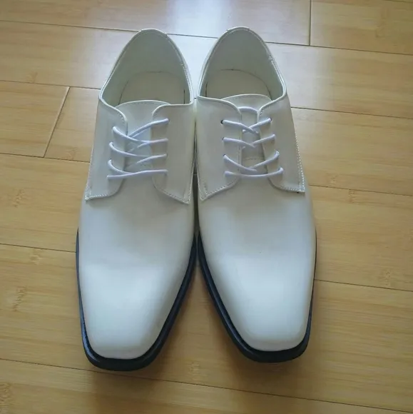 -NEW- Men's Vance Co. White Cole WIDE Dress Shoes 7.5