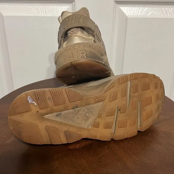 🔥🔥 NIKE AIR HUARACHE Desert CAMO Shoes - EUC - Men Sz 10.5  🔥🔥