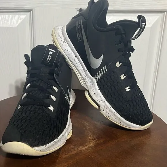🏀 Nike LeBron Witness V5 Black/White Basketball Shoes LEBRON JAMES - Sz 8 - GUC