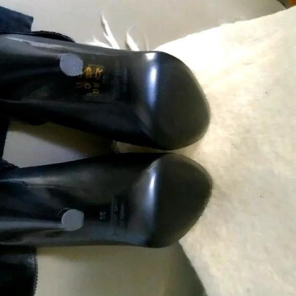 - NWT Marc by MARC JACOBS shoes!