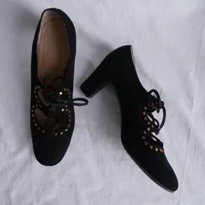1950s Charles Jourdan Jaffees Mijjiis black suede studded pumps