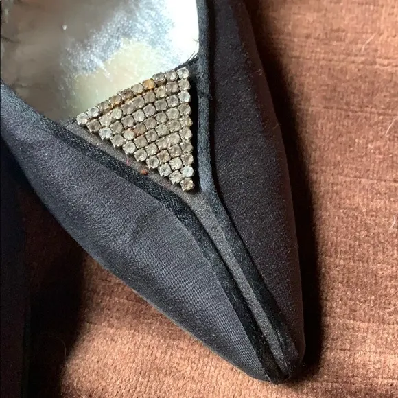 🌞1980s Vintage YSL Rhinestone &amp; Satin Pumps!