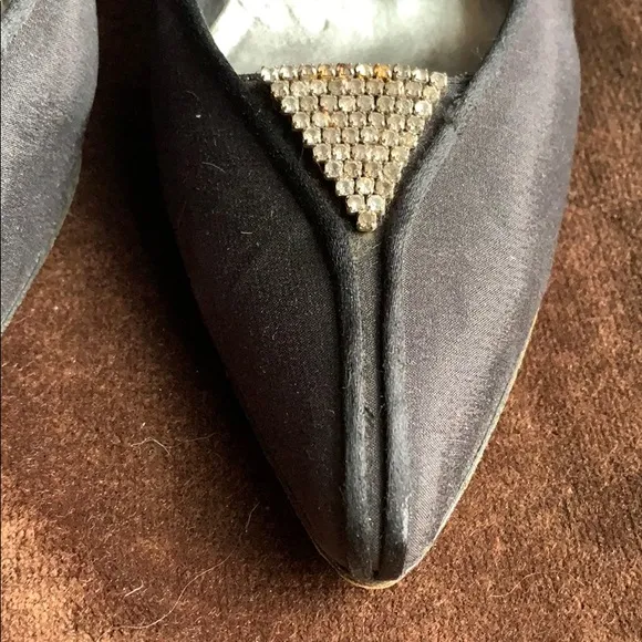 🌞1980s Vintage YSL Rhinestone &amp; Satin Pumps!
