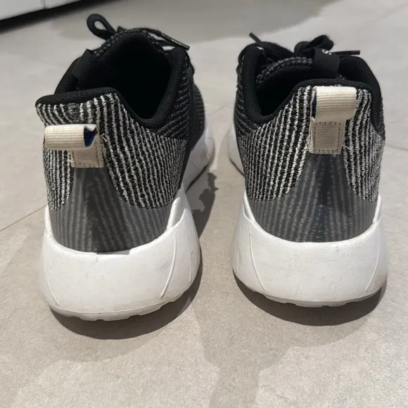 Adidas black white and gray men sneaker shoes size 9.5