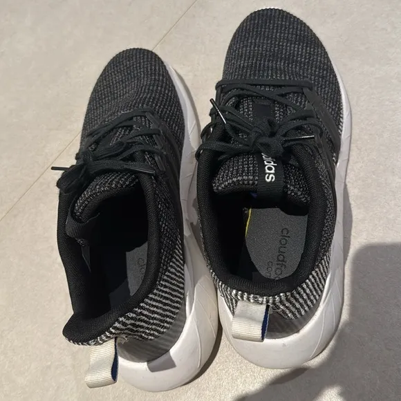 Adidas black white and gray men sneaker shoes size 9.5
