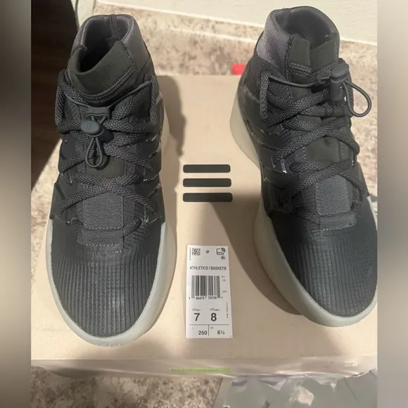 Adidas Fear of God X Athletics I Basketball Carbon Men 7/Womens 8 EUC
