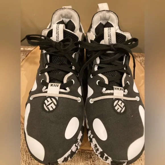 Adidas Men's Sz- 8.5 James HARDEN VOL. 6 Basketball Shoes Core Black/Cloud White