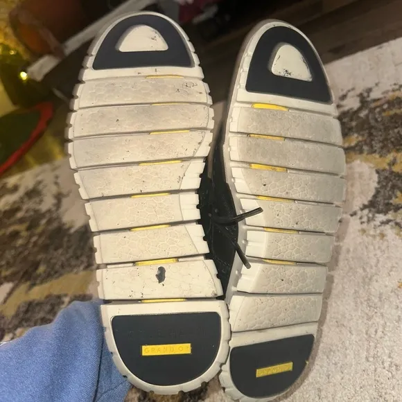 Adidas Men's White and Blue Running Shoes