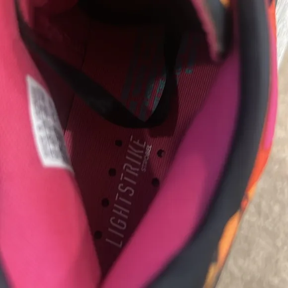 adidas Men’s/Women’s D.O.N. Issue 4 Basketball Shoes