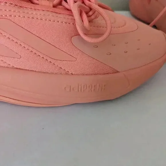 Adidas Ozelia J Women's NWT Magic Orange Shoes Big Girls/ Women Size 6.5