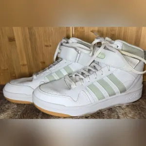 Adidas Postmove Mid White Green Basketball High Top Shoes in sz 10