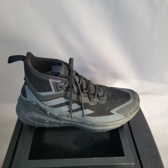 Adidas Terrex Free Hiker Gore Tex 2.0 Hiking Shoes 9