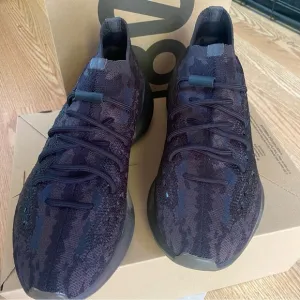 Adidas Yeezy 380 - Onyx