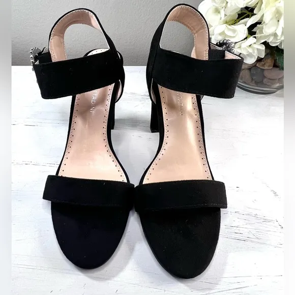 ADRIENNE VITTADINI Geno Embellished Sandals, Color Black, Size 7.5, NWOT
