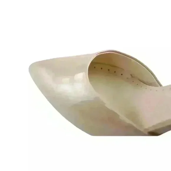 Adrienne Vittadini Tan Patent Leather Heel Pumps, Size 6; $85