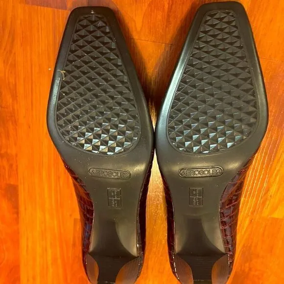 Aerosoles Crocodile Wine Red Heels Size 7.5