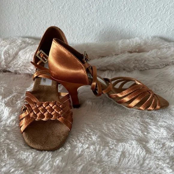 Aida Andra Latin Heels - Size 21.5 / 2.5&quot; Heel