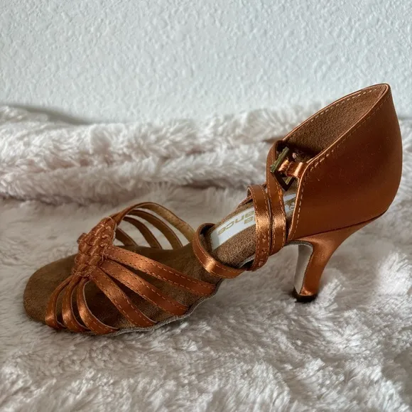 Aida Andra Latin Heels - Size 21.5 / 2.5&quot; Heel