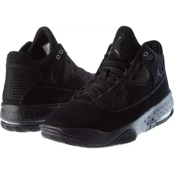 Air Jordan Max Aura 2 Triple Black Cat Shoes CK6636-002 Men Size 12