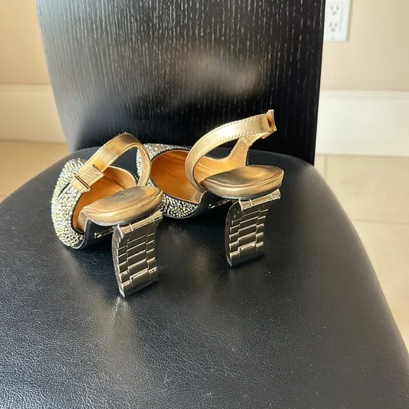ALDO Metallic beautiful black &amp; gold shoes- Radia.  Brand New!!