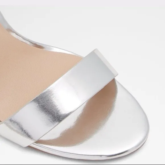 ALDO Violla Stiletto Heel Shoes in Metallic Silver Sz. 10