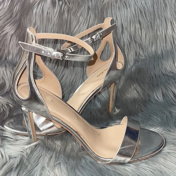 ALDO Violla Stiletto Heel Shoes in Metallic Silver Sz. 10