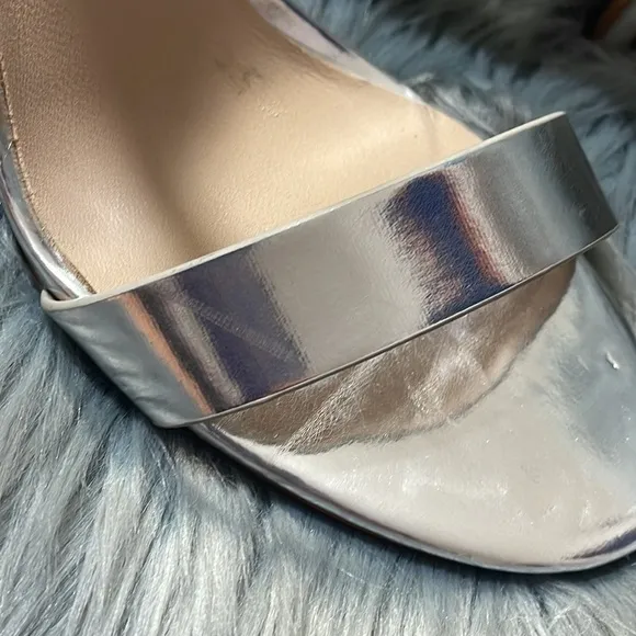 ALDO Violla Stiletto Heel Shoes in Metallic Silver Sz. 10