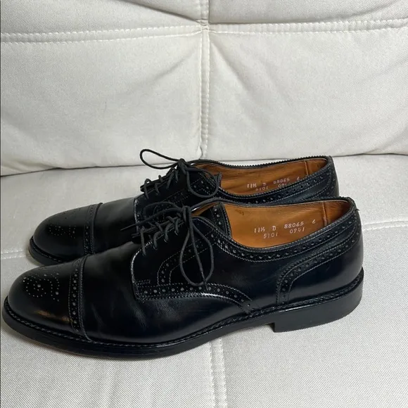 Allen Edmonds Lexington Men’s Black Cap Broque Oxford Dress Shoes Size 11.5