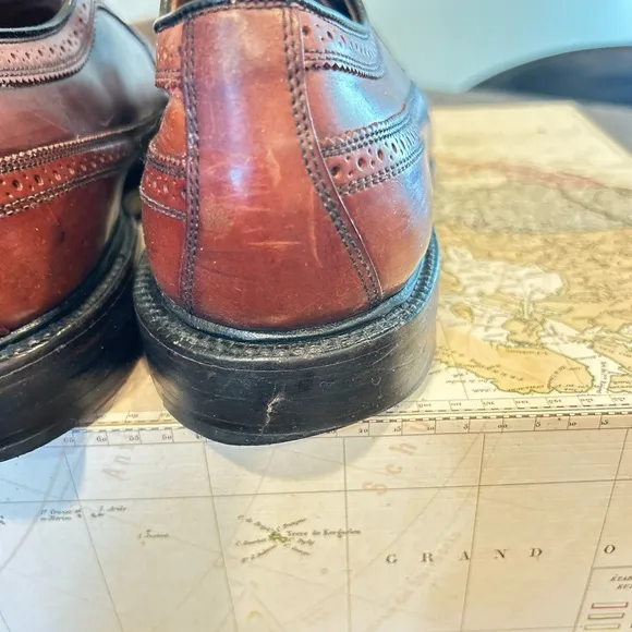 Allen Edmonds MacNeil's Brown wingtip shoes Sz: 12 C