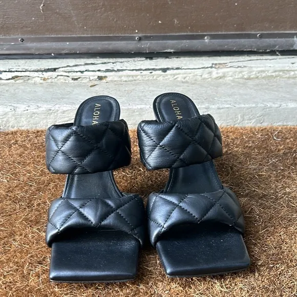 Alohas Conner Sandals Sz 38 in Excellent Pre-Owned Condition Vacation Fall Party