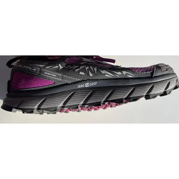 Altra Lone Peak 3.5 WOMENS Sz 9 Trail Running Shoes Gray Purple Pink Outdoor