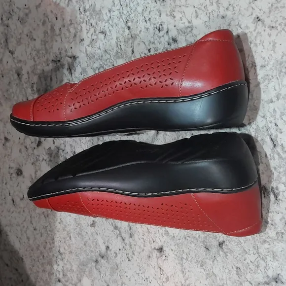 Amazing Clarks Women Shoes