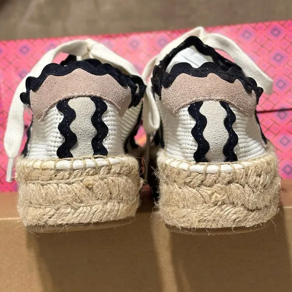 Anthropologie Bernardo 8 espadrille sneaker shoe bric brac white navy Tory Burch