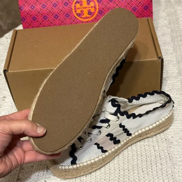 Anthropologie Bernardo 8 espadrille sneaker shoe bric brac white navy Tory Burch