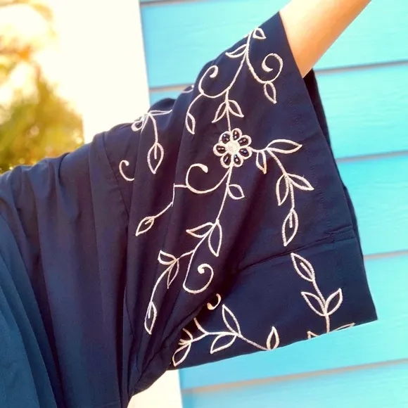 Anthropologie Floreat OS Navy / White Beaded &amp; Embroidered Kimono (Size All)