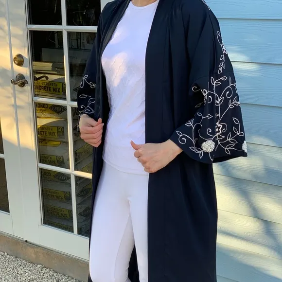 Anthropologie Floreat OS Navy / White Beaded &amp; Embroidered Kimono (Size All)