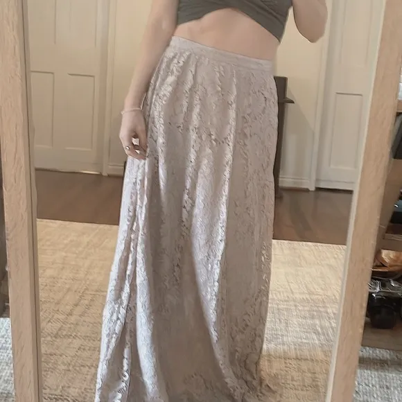 Anthropologie- Watters and Watters lace Cambria Skirt style 80202R - Size 4 NWT
