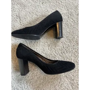 Aquatalia Women's Suede Slip on Block Heel Shoes Black sz 7.5 Vera Cuoio