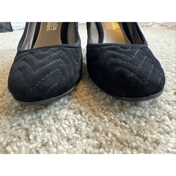 Aquatalia Women's Suede Slip on Block Heel Shoes Black sz 7.5 Vera Cuoio