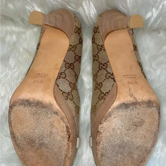 Authentic GUCCI Signature horsebit Shoes Heels Size 8.5 B / Great Condition!