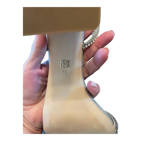 Badgley Mischka Becca Crystal Embellished Heels Sandals Ankle Strap Silver Sz 11