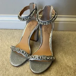 Badgley Mischka Odessa Evening Party Sandal-NWOT