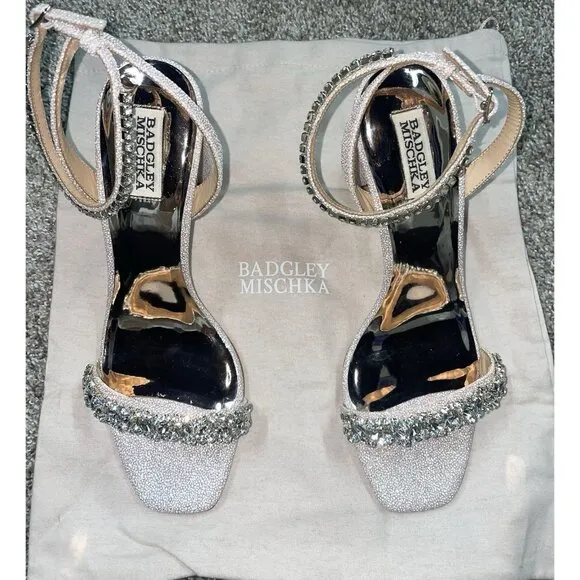 Badgley Mischka Tasmine Tall Evening Sandals Blush Pink Women's size 10