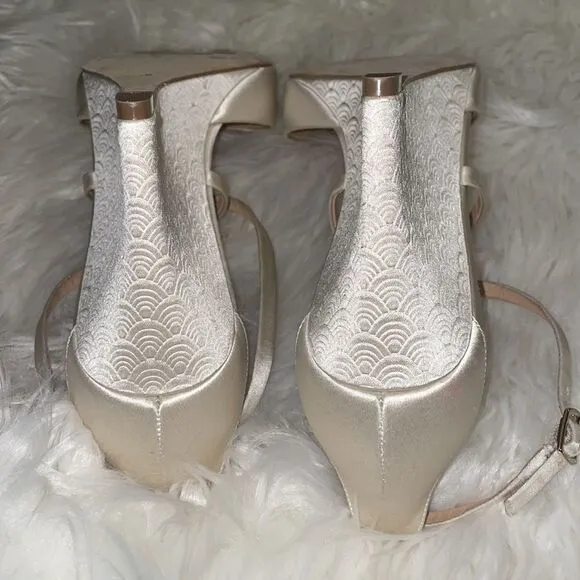 Badgley Mischka Cream Abigail Evening Wedge Sandals