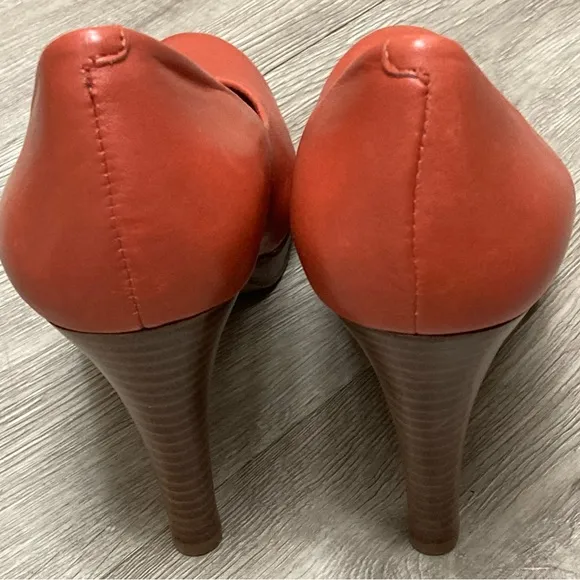 Bandolino Galleigh Orange Genuine Leather Round Toe Platform Pumps Shoes Heels