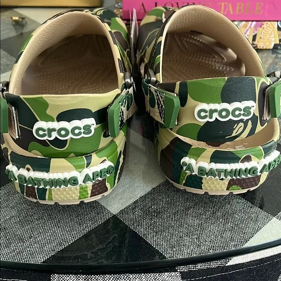 Bape x crocs clog shoes sandals A Bathing Ape camo Men’s 8 Women’s 10 NWT auth