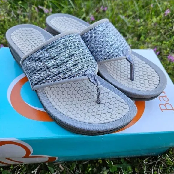BareTraps Silver Sequins Open Toe Sandals Size 6.5