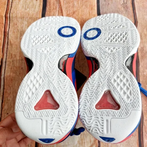 Basketball shoes for men